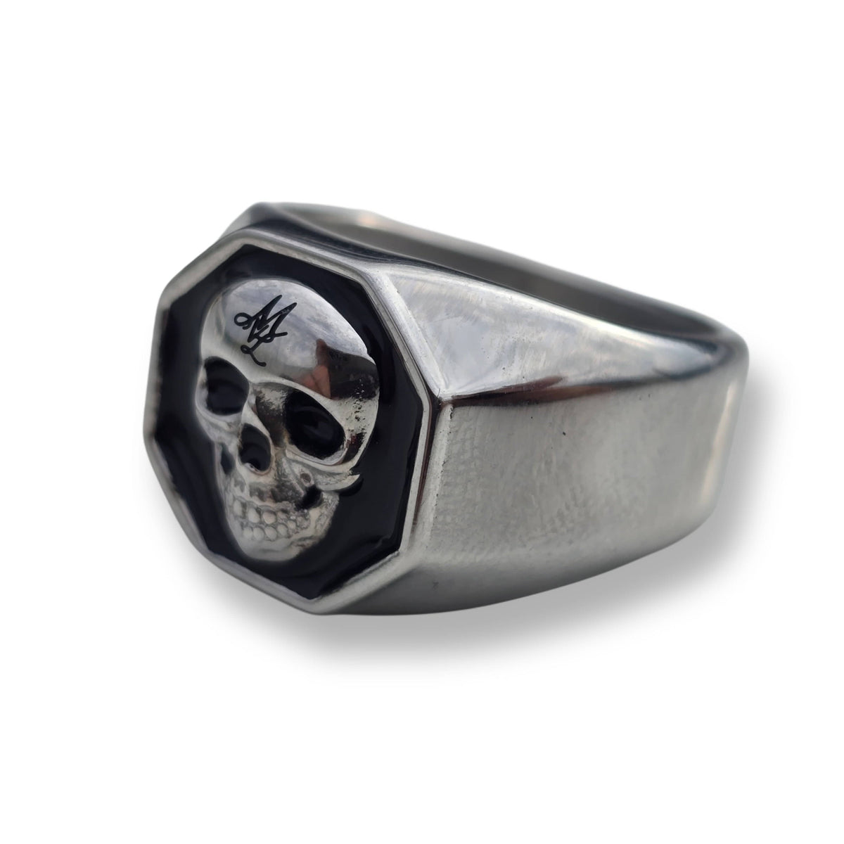 Mi Vida Loca MVL 3D Skull ring in silver with skull and MVL monogram on a black octagonal head, side view