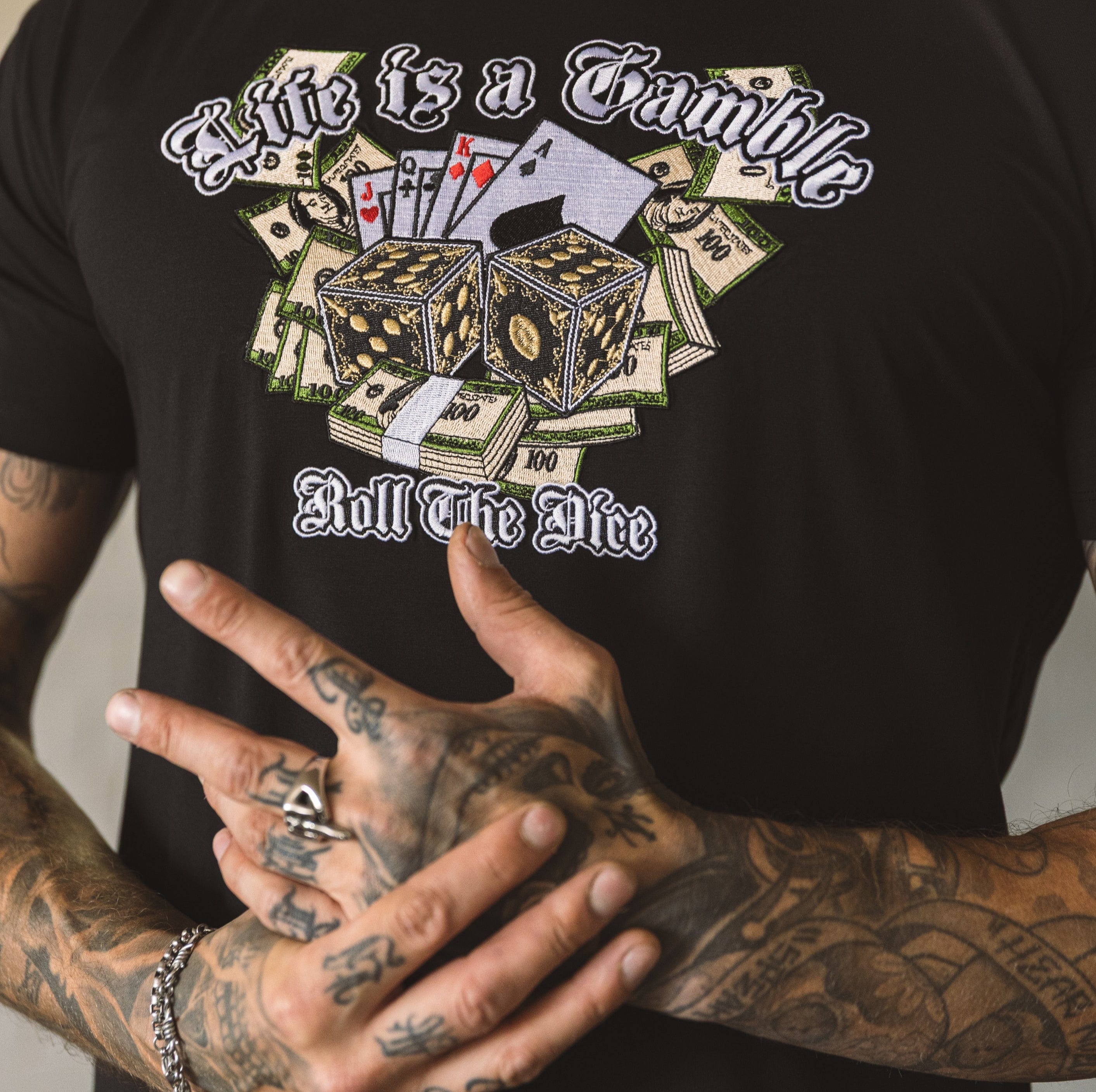 MVL Life is a gamble embroidery T-shirt - black