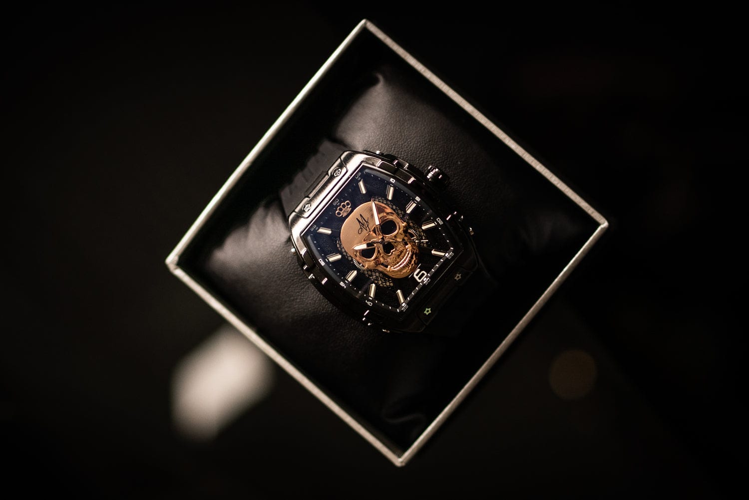 MVL Automatic skull watch japan movement / silicon band - black/black