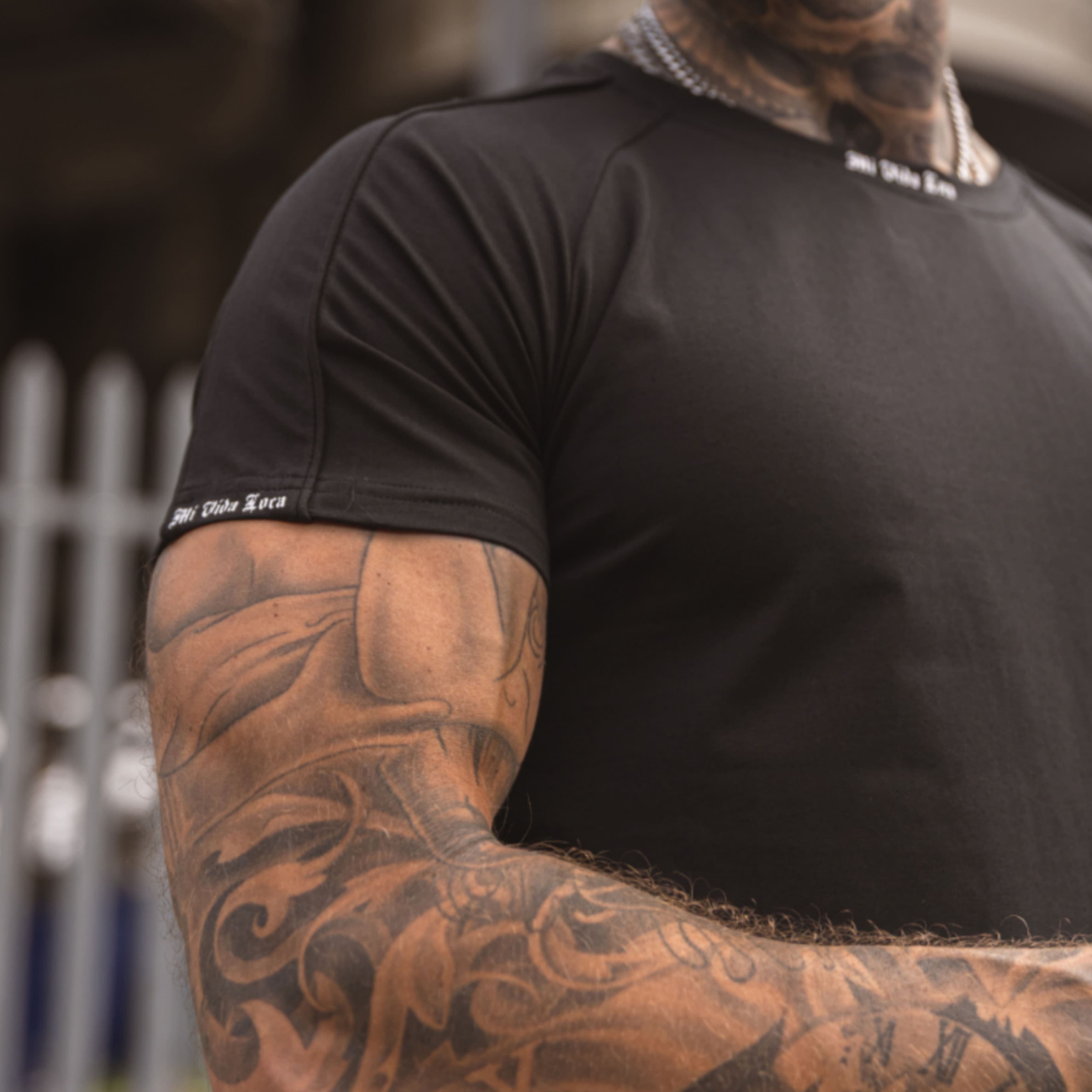 Базовая рубашка MVL - черная