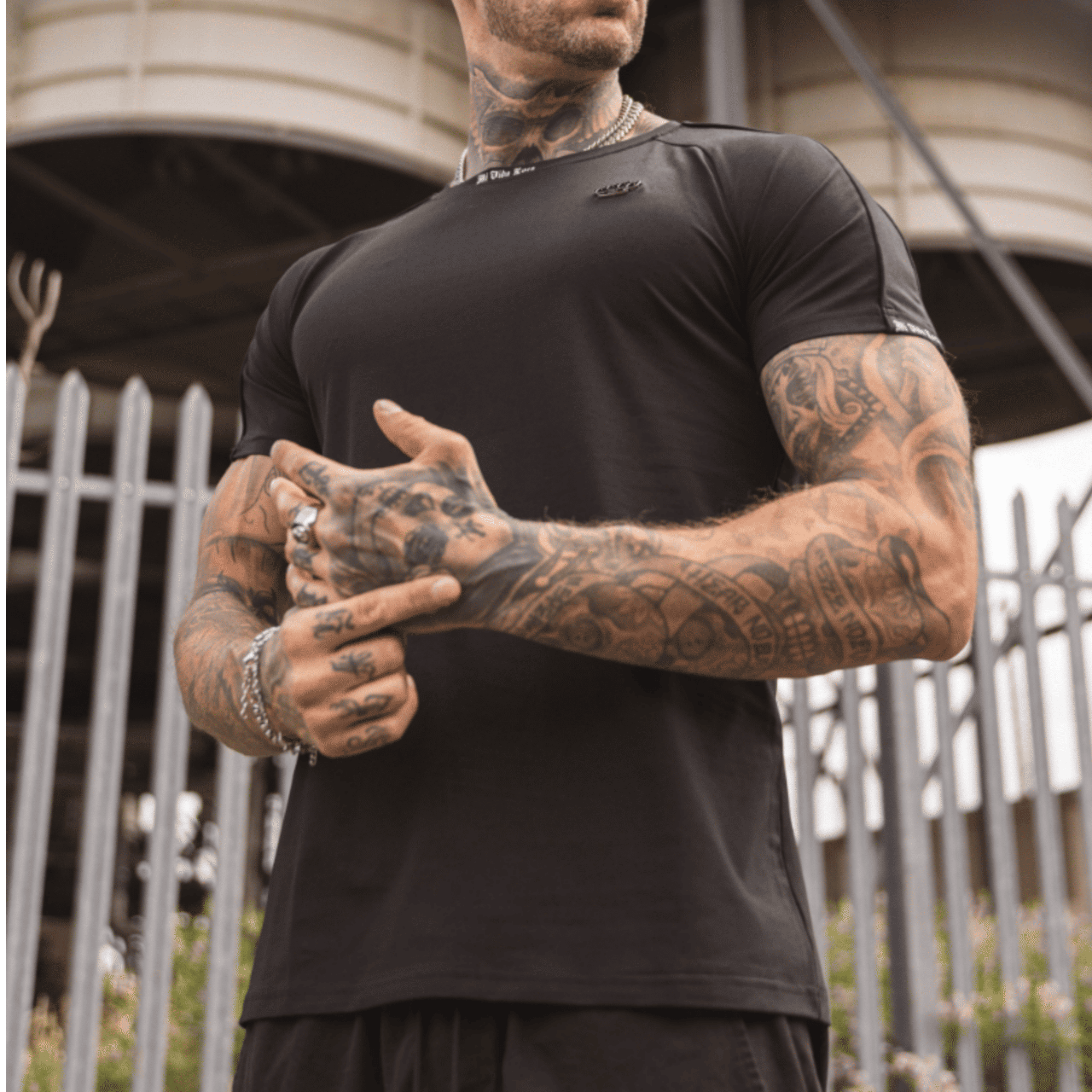 Базовая рубашка MVL - черная