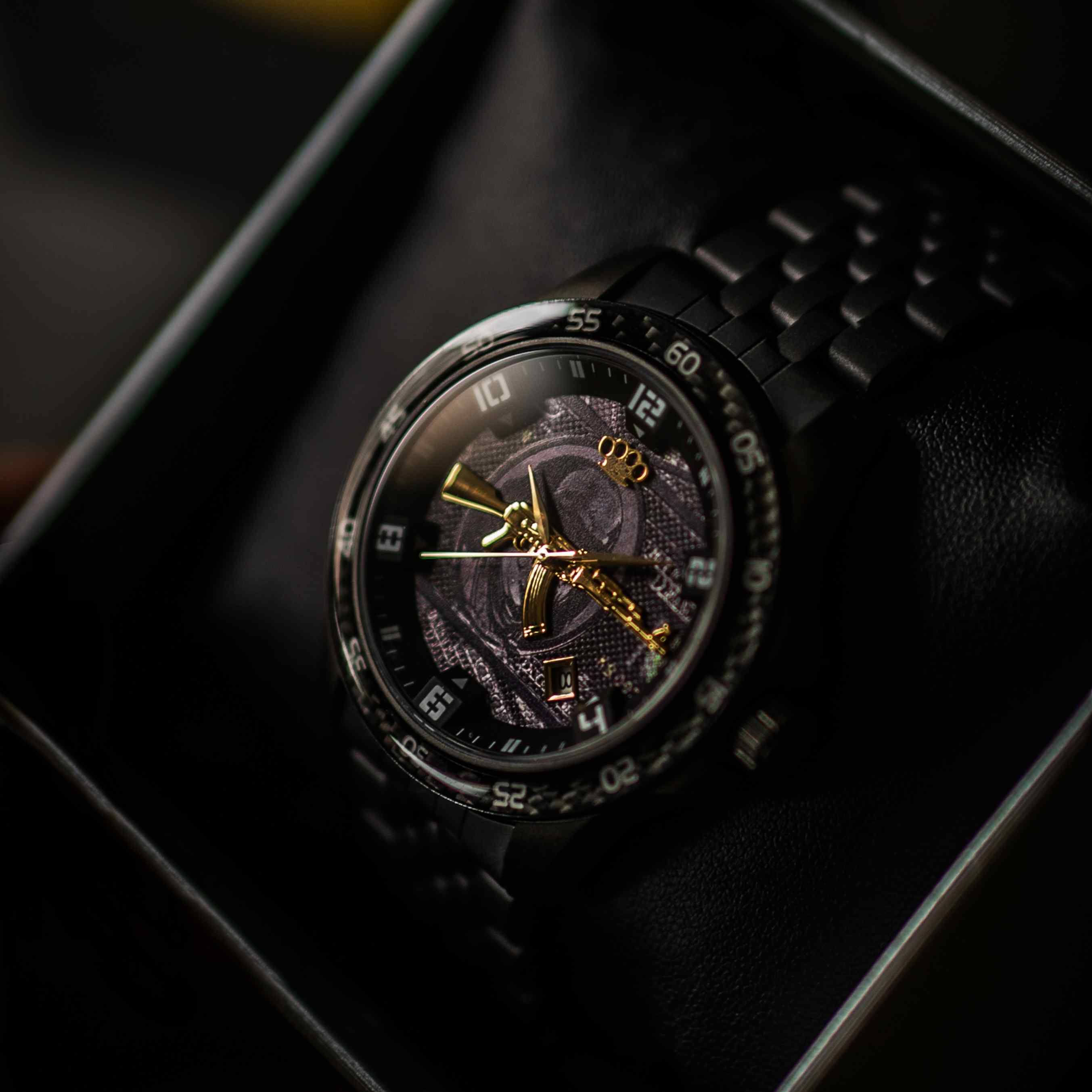 Automatyczny zegarek na rękę MVL "AK47" - węgiel/czarny