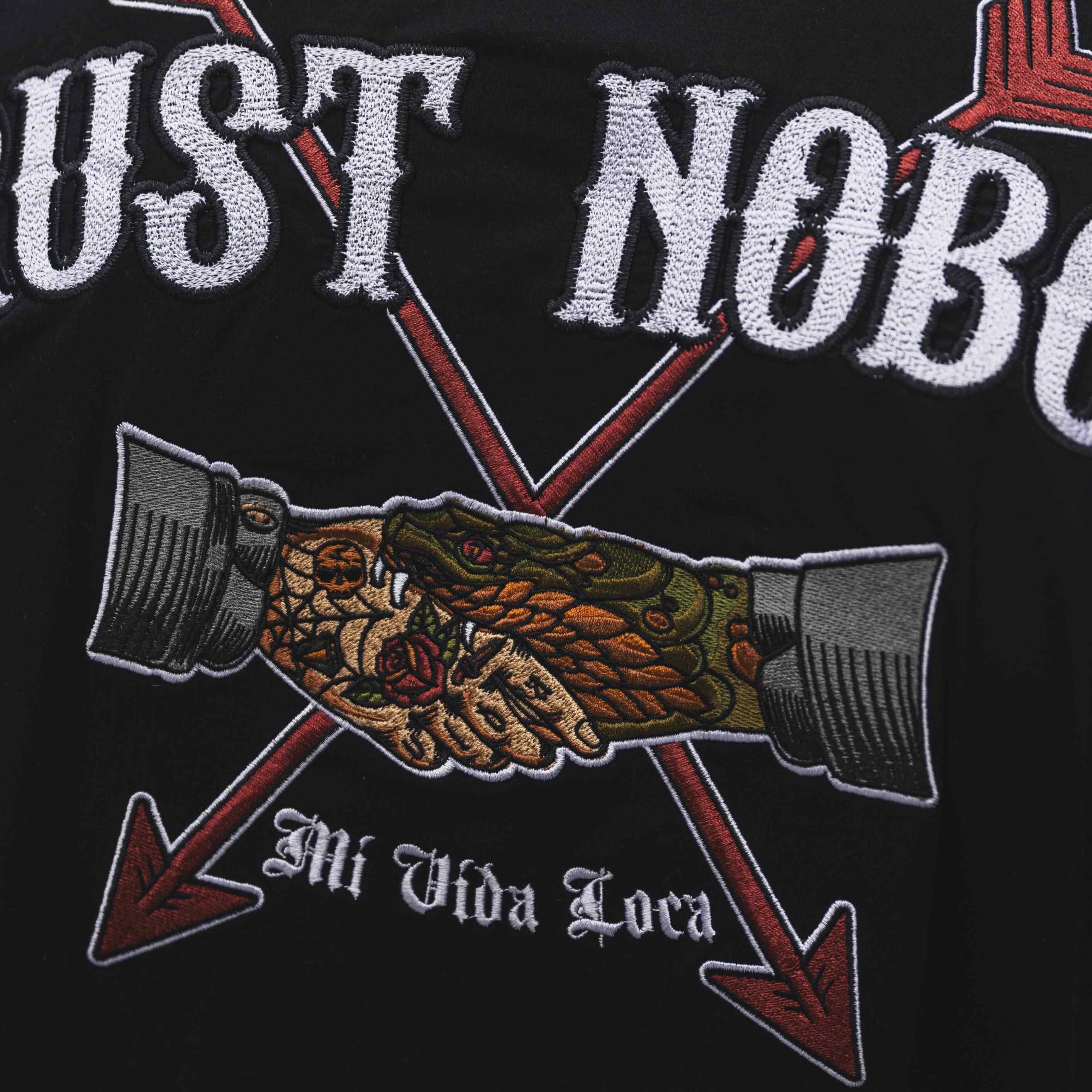 Trust nobody embroidery T-shirt