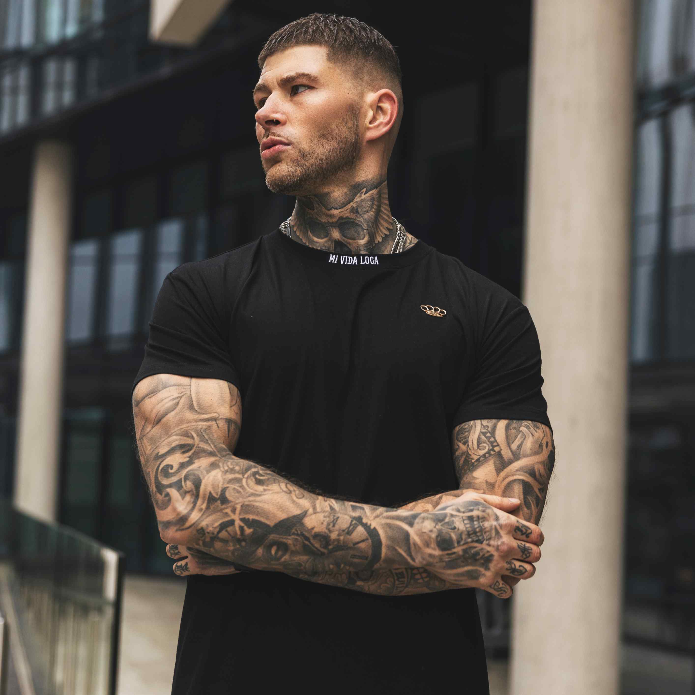 Trust nobody embroidery T-shirt