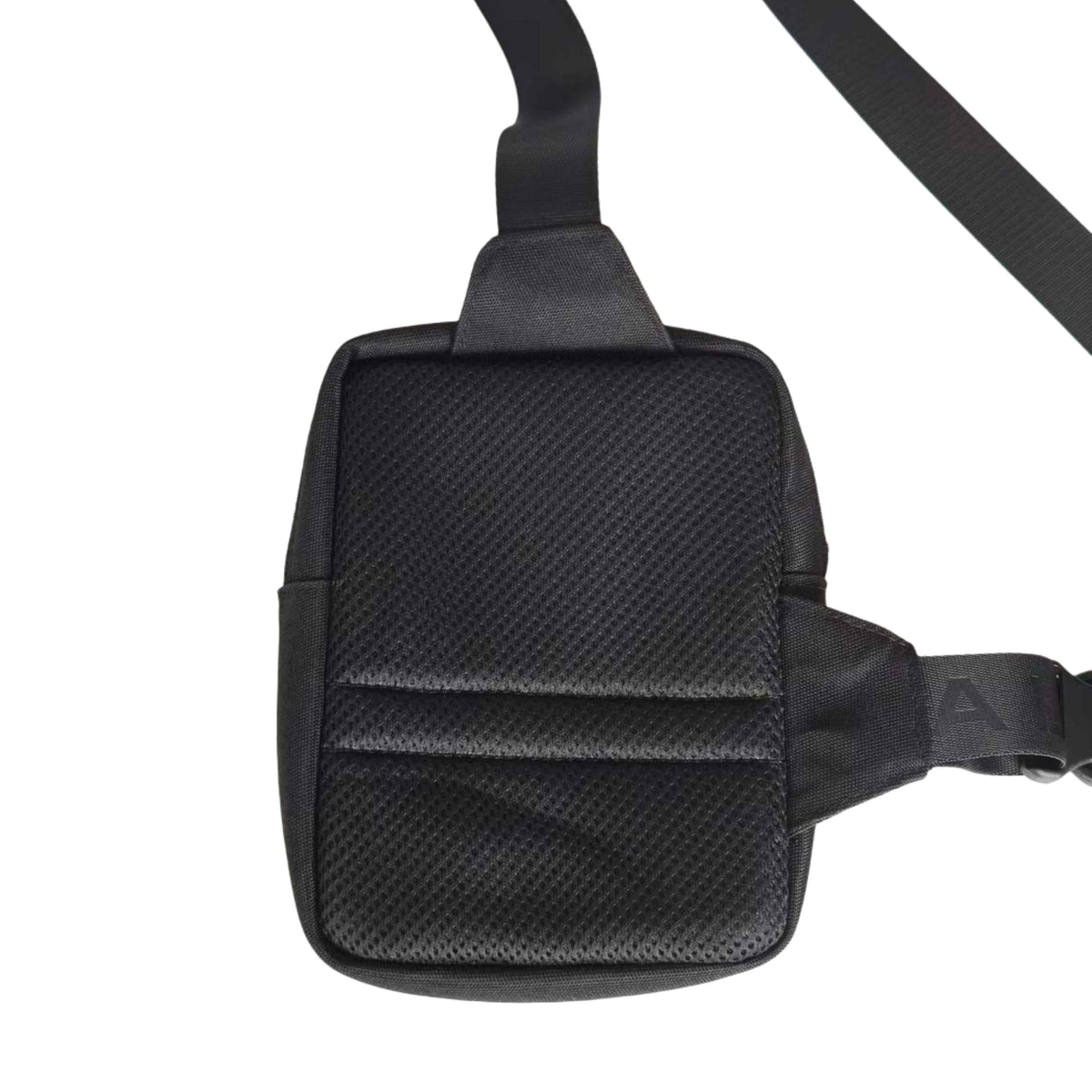 Brass knuckles messengerbag
